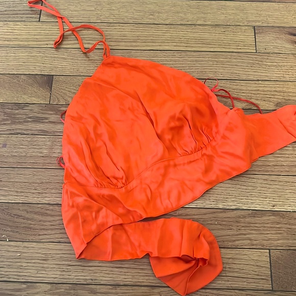 runningdawn's tweet photo. So good I had to share! Check out all the items I'm loving on @Poshmarkapp #poshmark #fashion #style #shopmycloset #zara #victorglemaud #handcrafted: https://t.co/224DYyuaDe https://t.co/cfJS4V5Jih