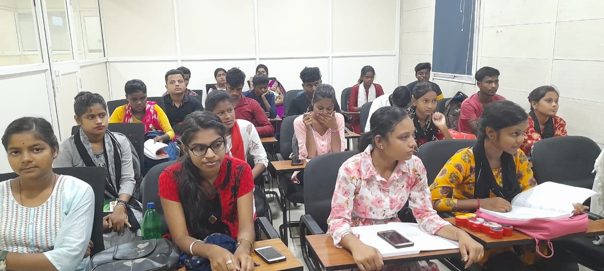 UshakaalGyan's tweet photo. Celebrating the power of youth on WORLD YOUTH SKILLS DAY at Maithon Power Ltd Campus.
#tatpower #TataPowerCommunityDevelopmentTrust #tpcdt #MaithonPower #CSR #SkillIndia #WorldYouthSkillsDay2023 https://t.co/gbQtuzMS0d