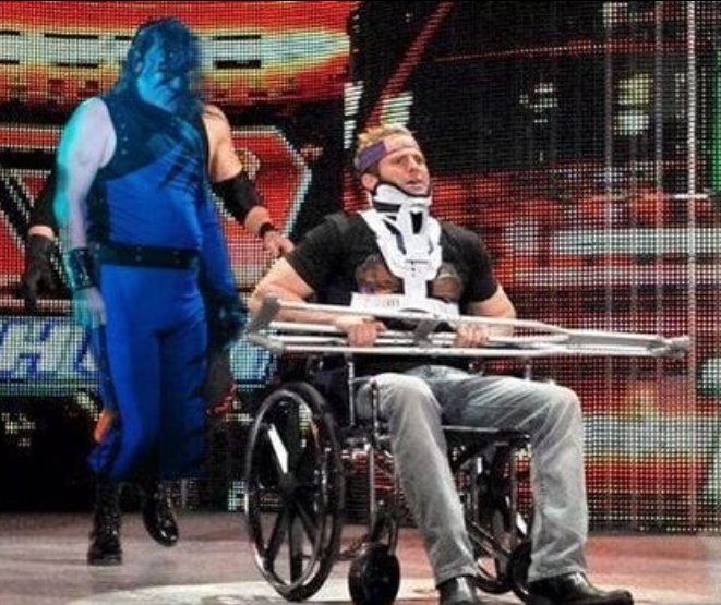 AngusMaddog's tweet photo. Wonder if @TheMattCardona saw that #BlueKane was in Liverpool last night?! We have @GCWrestling_ x @TNTExtremeWres in September!
Could the dream match be on?? https://t.co/QxcgSYvX3M