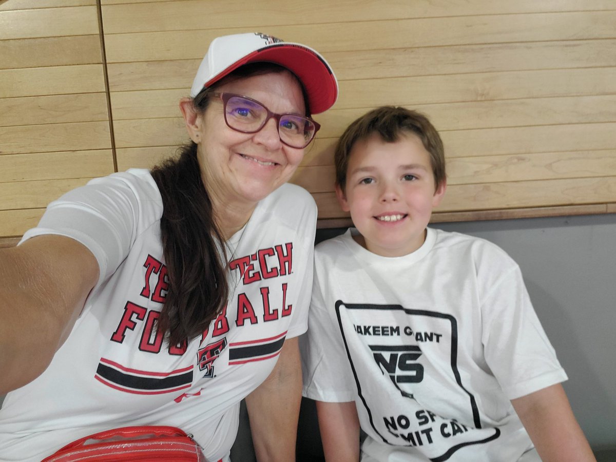 GruvyGurl's tweet photo. Taking Brodie to @_TheDreamIsHere's football camp today! #NoSpeedLimit #GruvyTime #Grandkids #SportsGramma #Family https://t.co/JRYa1dVfYj
