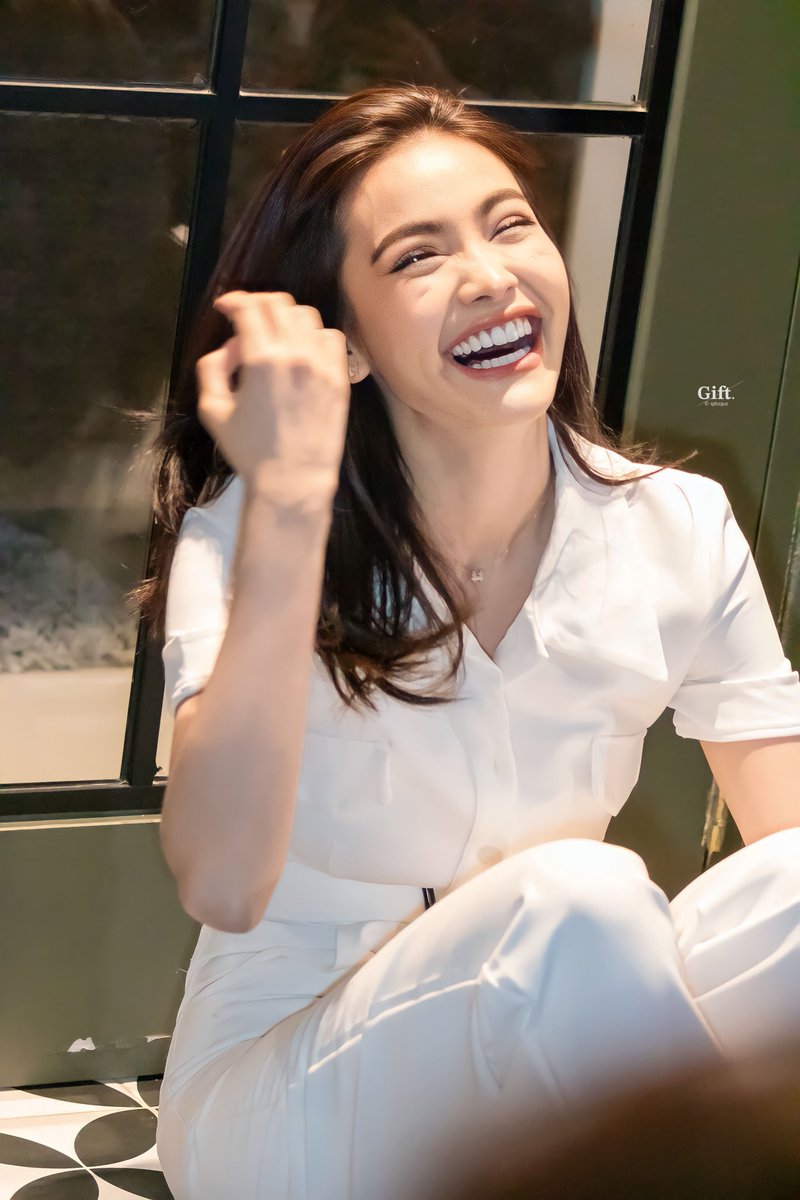 igibzguz's tweet photo. ต้าวแจ้มขีด ☺️

#VIVSKINLIVExENGFA
#อิงฟ้ามหาชน #EngfaWaraha @EWaraha https://t.co/5sluJD23vl