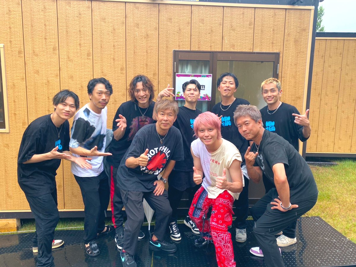 kosuke_tsuyuki's tweet photo. JOIN ALIVE！！
久しぶりに、バンド、ダンサーフルメンバーで手越さんのバックアップをさせていただきました！
汗と雨でビッチョビチョでしたが、最高な盛り上がり、最高な景色でした🔥
ありがとうございました！！！

#JOINALIVE2023 
#手越祐也 https://t.co/88GHiy6yJd