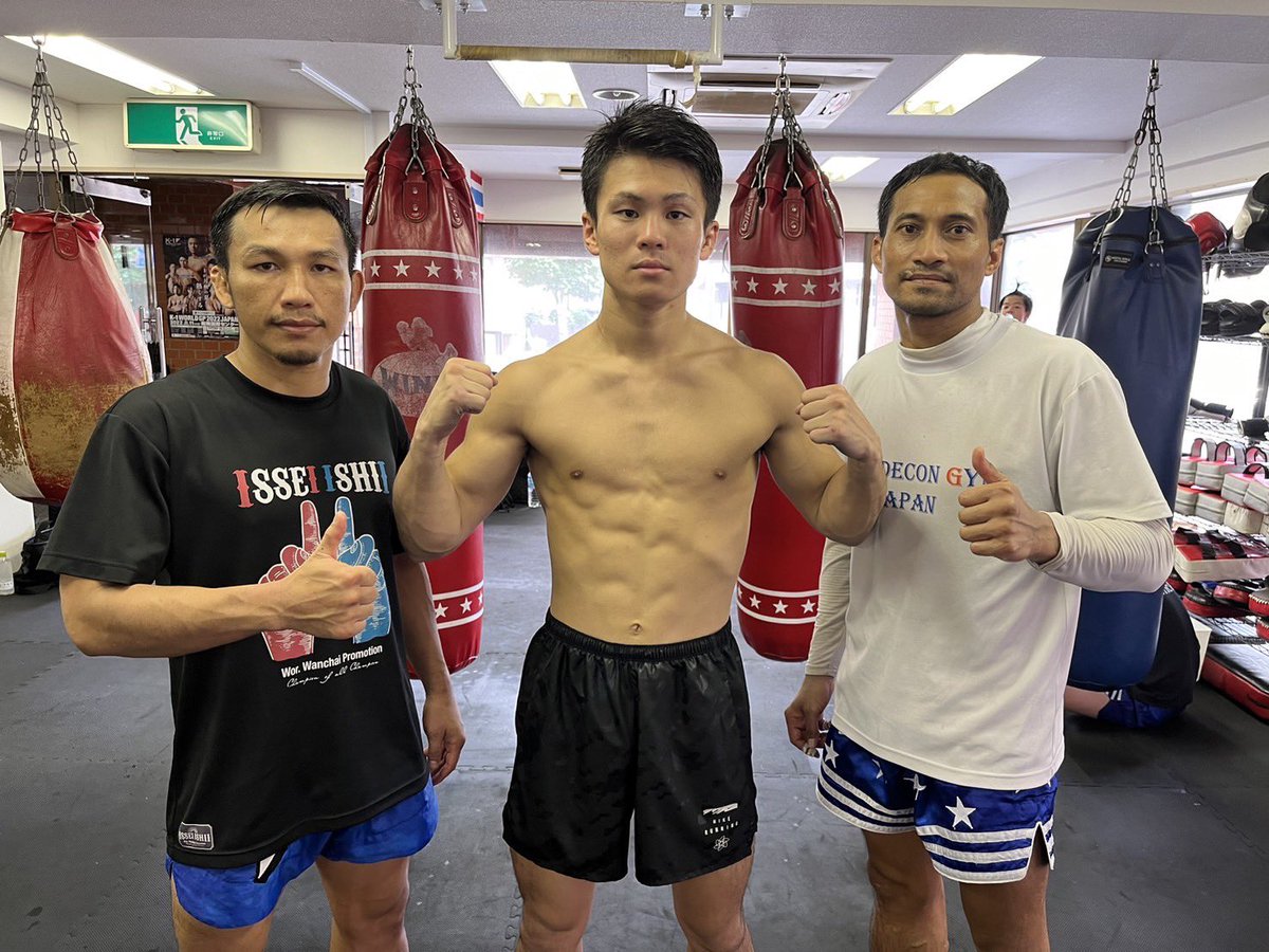 RENTA_0617's tweet photo. 今日で追い込み練習終わりました！
いよいよ1週間後はリーグ戦最終試合です！
去年の優勝者であるラムナムムー���レック選手に挑みます！
自分の持ってる力を全て出し切って倒しに行くので皆さん応援宜しくお願いします！

#RWS #ラジャダムナンワールドシリーズ
#ライト級世界トーナメント https://t.co/1JT8hOHFnT