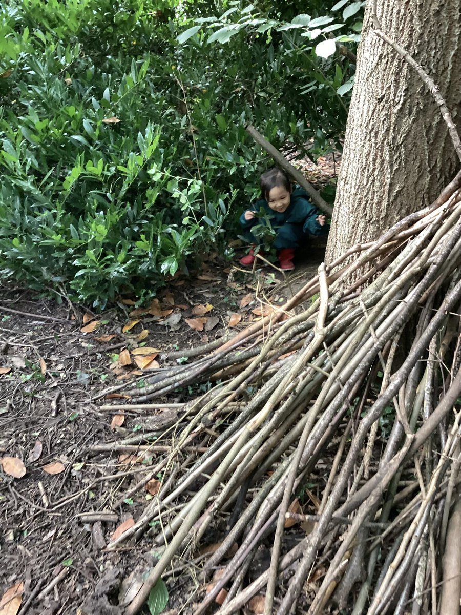 In the last few weeks of term we have been enjoying the benefits of forest school. The children have played ‘123 where are you?’. They’ve also really enjoyed hunting for creepy crawlies. #kenilworthnurseryschool   #kenilworth #nursery #nurseryadmissions #forestschool #eyfs