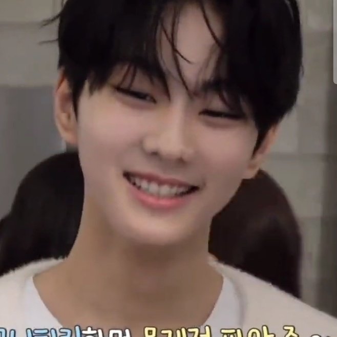 yjwprnts's tweet photo. jungwon and his healing smile ♡ https://t.co/3ALpTrbAaA