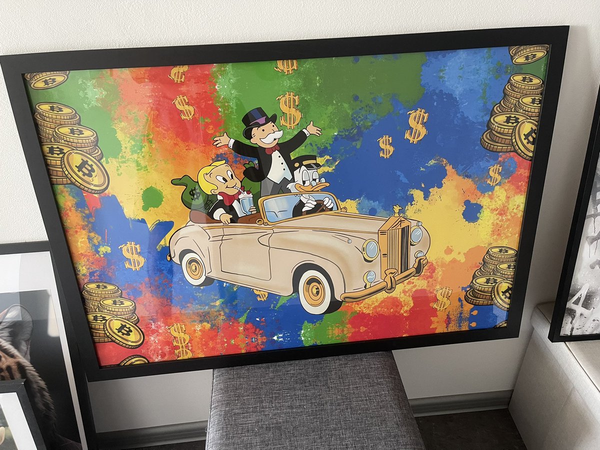 What do you think of this design? displayroom.co