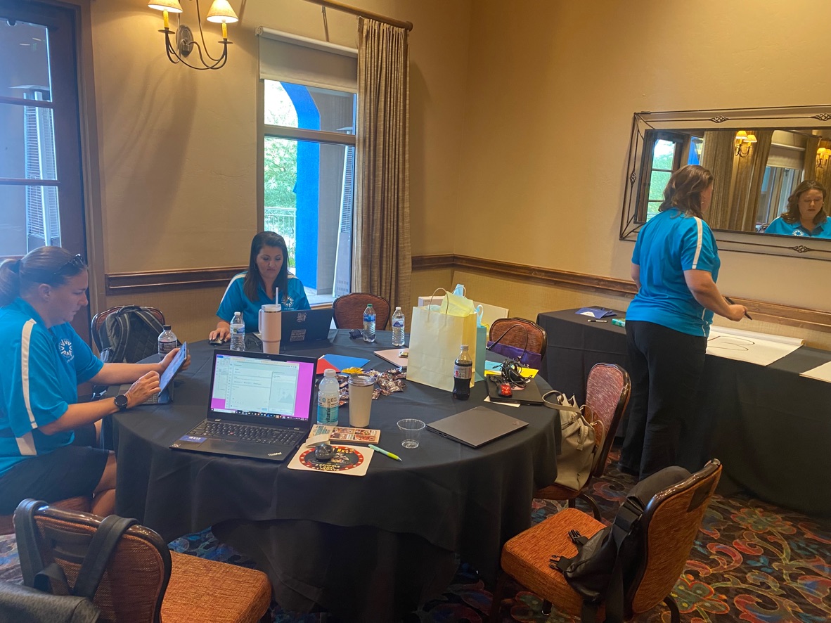 acovacte's tweet photo. The ACOVA Board is excited to see you all at our Camp M&amp;M sessions today! The first session will be begin promptly at 8:30 am in Casa Luna. https://t.co/HZ3BZiozxG