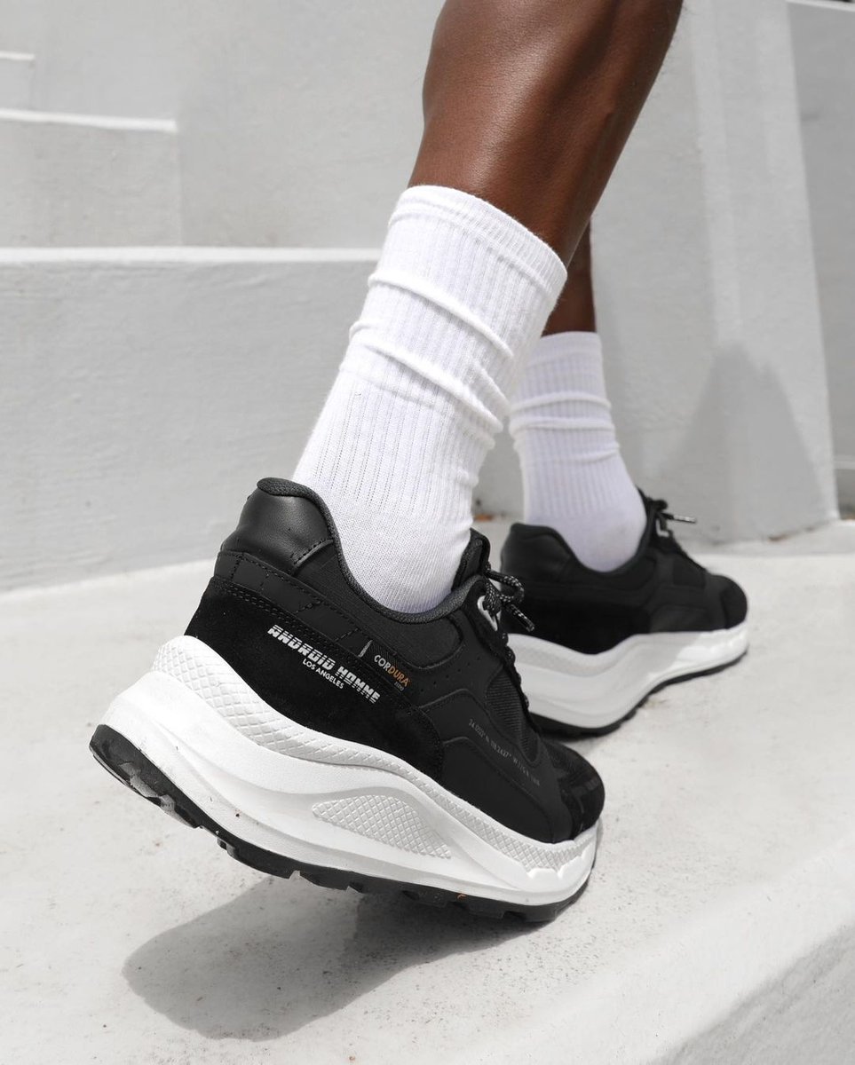 hurleysofficial's tweet image. Elevate your streetwear game and turn heads wherever you go 🔥

Explore our Android Homme range | rb.gy/21fx1

[📸: @ryan_wagstaff]

#Streetwear #FashionForward #Androidhomme