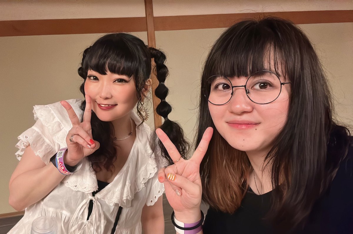 Nachu_15milktea's tweet photo. Yun*chi久しぶりに会えた〜❤️らぶい❤️
#ゆけむりDJs
#yunchi
#ゆんち
#加賀温泉郷フェス2023 https://t.co/BQYvD7ZtOV