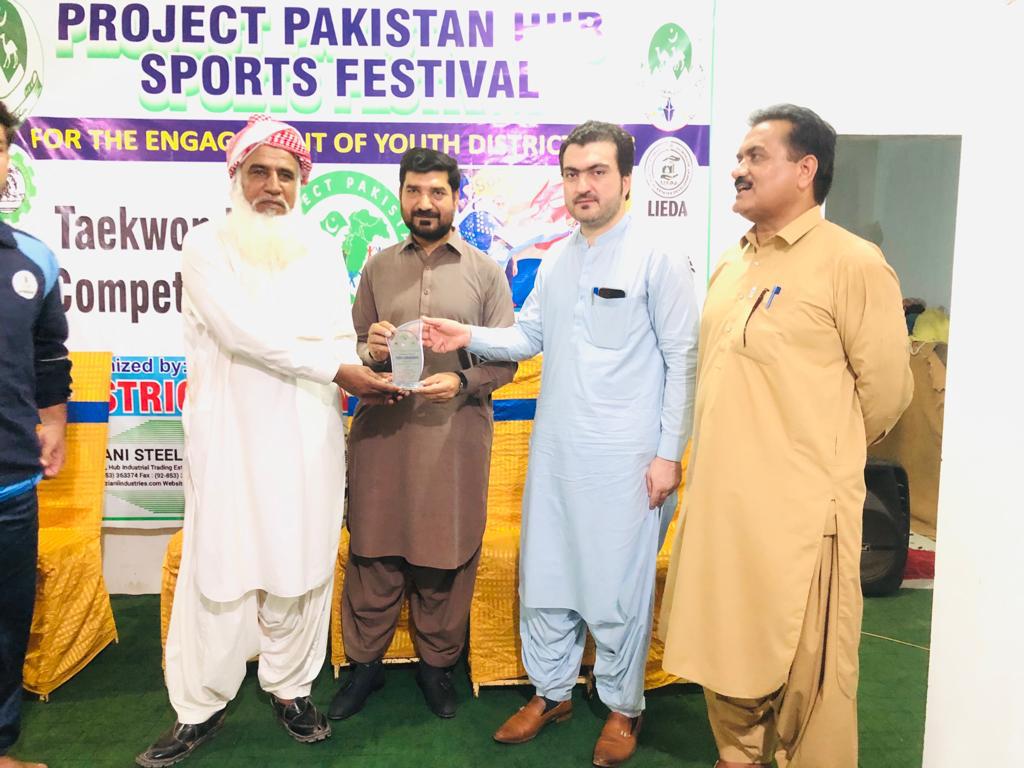AcHub22's tweet photo. "Project Pakistan Sports &amp; Cultural events organized by Deputy Commissioner Hub, with Assistant Commissioner Hub joining in on the action! 🏆 The youth showcased their skills and determination, and it was a thrill to witness.1/2 https://t.co/EkxZBg5o3C