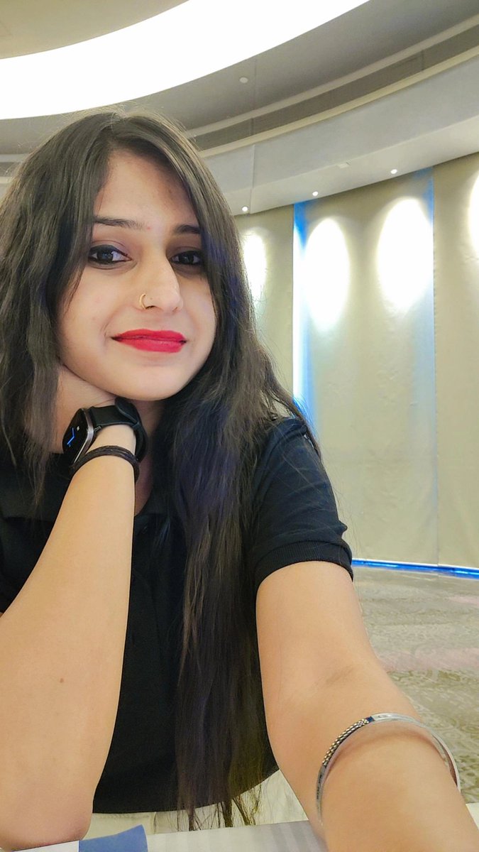 ISushmaPandey's tweet photo. #IndiaTVDigitalConference Proud to be a part of #IndiaTVDigital https://t.co/61cI7hB55i