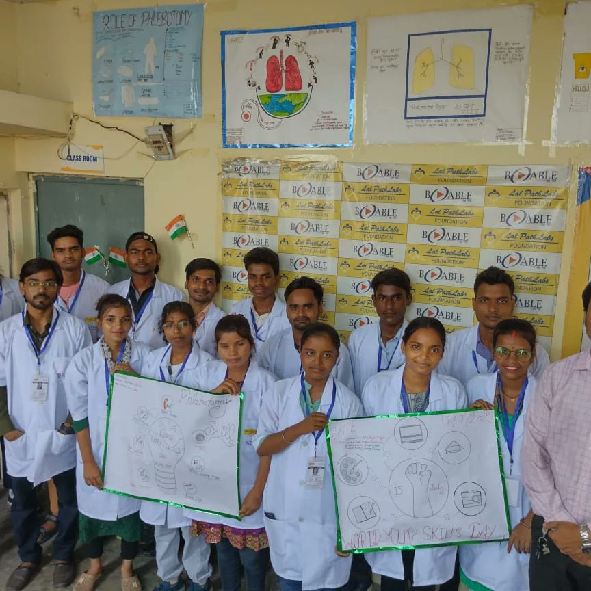 BABLEINDIA's tweet photo. #worldyouthskillsday celebrated at #Lalpathlabsfoundation Academy of Laboratory Medicine, #Gorakhpur centre. Students prepared a chart showcasing importance of #skills in life. https://t.co/agCrSplHBM