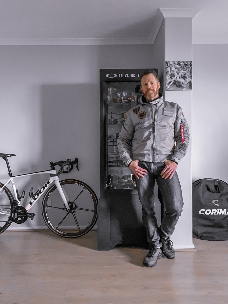 Sean_Sako's tweet image. Founded in 1959 @AlphaIndustries have stood the rest of time.

#MilitaryAviation #BomberJacket #FlightJacket