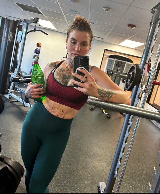 #retweet if you wanna sweat with me https://t.co/GBtoG9gzA2<a href="/tag/retweet"class="tags">#retweet</a>