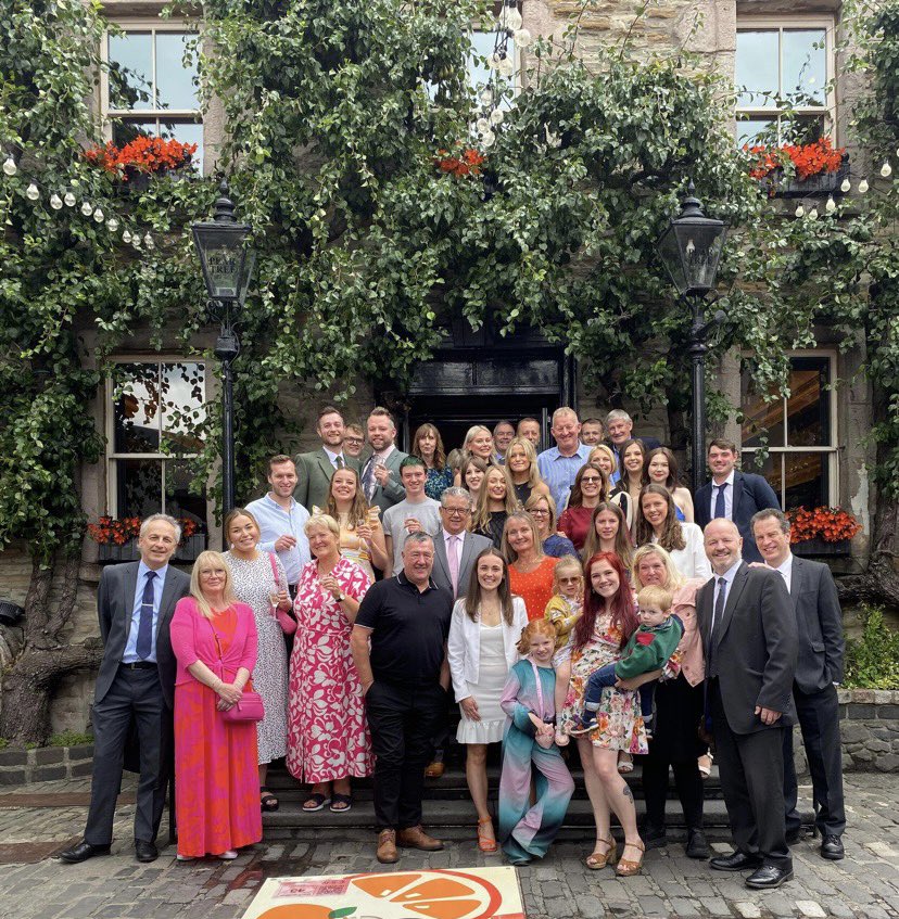 An amazing day celebrating the completion of my PGDE with a fabulous group of future teachers 💙 #PGDE #graduation <a href="/MorayHouse/">Moray House School of Education and Sport</a>