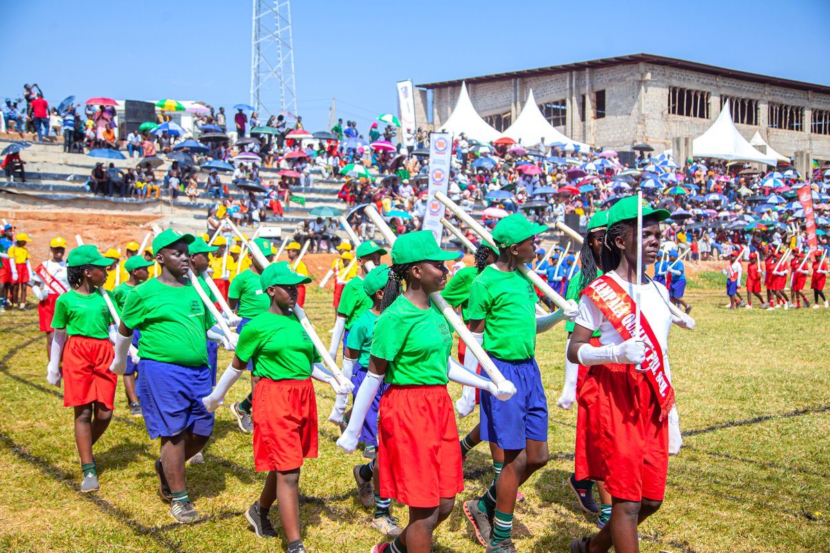 kqprimaryschool's tweet photo. Some of these Parade moments this afternoon are too outstanding not to be shared!😊💪 @kqprimaryschool #sportsday2023 😊 we still have more sports activities #HappeningNow #kqpssportsday #Kqpssportsday23 #SportsDay. https://t.co/9n3Y8gbWkS