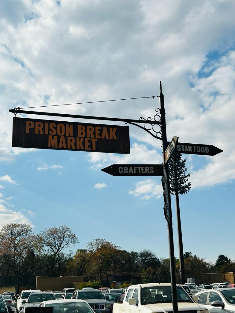 iskunka's tweet photo. Prison Break a very nice market https://t.co/C9VxuQXeWK