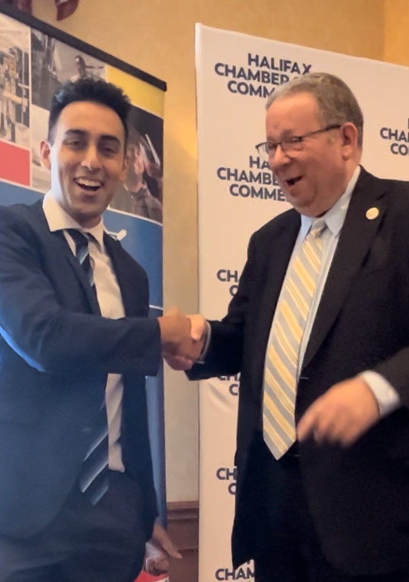 OhLookItsNader's tweet photo. It was an honour meeting the U.S. Ambassador to Canada, David L. Cohen at a luncheon in Halifax yesterday. I thanked the Ambassador personally for his great work strengthening the bond between our two great nations. 🇨🇦🇺🇸 https://t.co/RJDvBROQ7q
