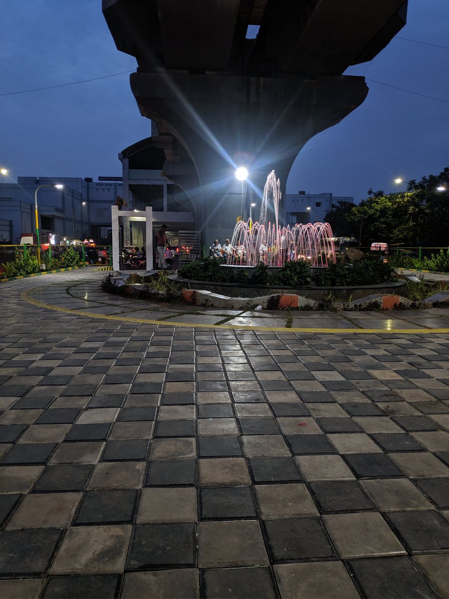 cddarth_ve's tweet photo. @IJustDidnt @chennaicorp 🚶‍♂️🚶‍♀️ https://t.co/k5mWdh7vGU