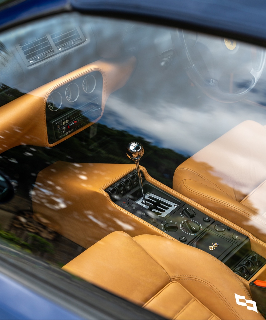 collectingcars_'s tweet photo. An exotic Pininfarina-designed supercar, finished in a handsome and particularly rare colour combination, and specified with an involving open-gate manual gearbox.  ⁠
⁠
#CollectingCars https://t.co/OzX7KMlOvS