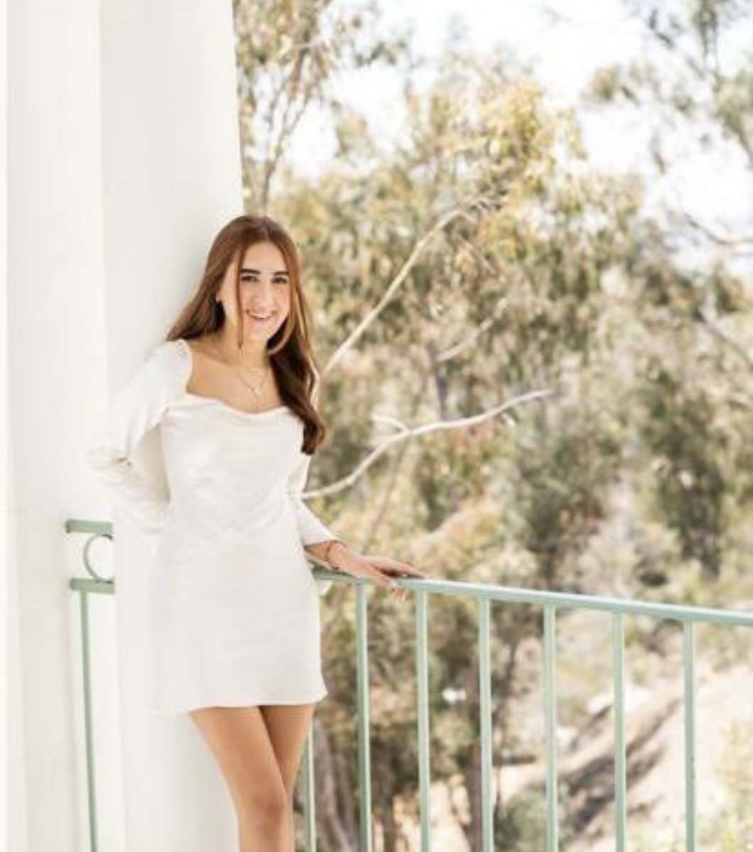 Meet Isabella! She is attending Penn State on a full tuition scholarship to major in chemistry. She volunteered at Sharp Hospital to gain experience in the medical field as she is Pre-med.  #saturdaystandout