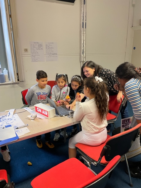 Explore Free Holiday Activities and Food (HAF) for Eligible Derby Children!☀

For Children from Reception to Year 11 who are eligible for free school meals. Lots of activities and delicious food sessions await!

Discover more and secure your spot: 👉 orlo.uk/CXl6A