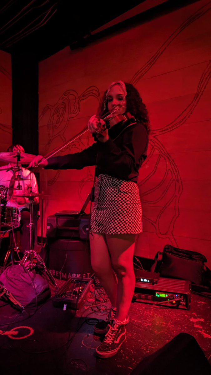 GreyMarket_FL's tweet photo. 7.14 @ @hoochandhive
@BrokenmoldTampa 
#Tampa 
#Rockandroll https://t.co/XUjfWlULYH