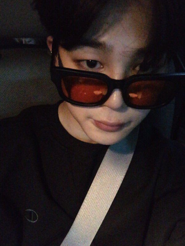 jungkosyf's tweet photo. #jikookau 🚜

Onde Park Jimin, um playboyzinho da capital, é obrigado a se mudar para o interior para cuidar de sua avó.

Ou onde Jeon Jungkook, um caipira do interior, é obrigado a aguentar o neto mimado da vizinha fofoqueira. https://t.co/fowuDJY2Im