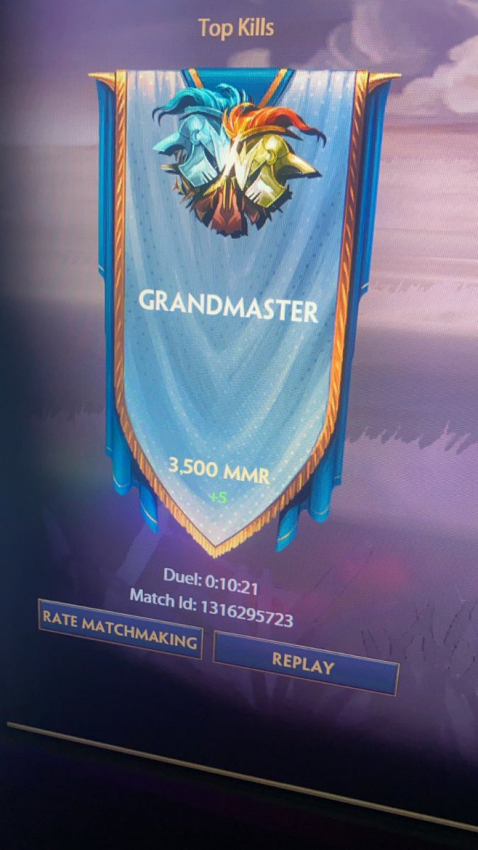 Hawk stan tweet media