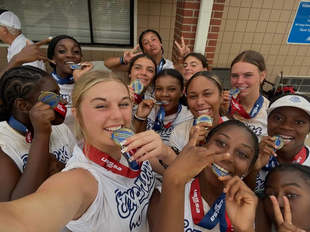 GabbyW_2029's tweet photo. 🔷️▪️Congrats to our MSX-16U ladies. 4th place finish at Nationals competing against some of the best across the States 😤!!Congrats 👏 ladies on capping off a spectacular season.💪🏾💪🏾 #ExpressStrong #ExpressOnMeExpressOn👌🏾 https://t.co/k1930in8iB