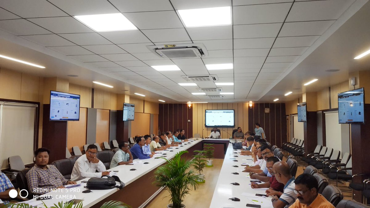 mopr_goi's tweet photo. Department of Panchayat &amp; Rural Development, Government of #Assam organizes training on the adoption of #UPI- based #Cashless Transaction by #Panchayats &amp; #AuditOnline from 14th to 15th July 2023, for #GP Secretaries of #Morigaon district, at #SIPRD HQ, #Khanapara, Assam. 

#MoPR https://t.co/yz1yzJXAO0