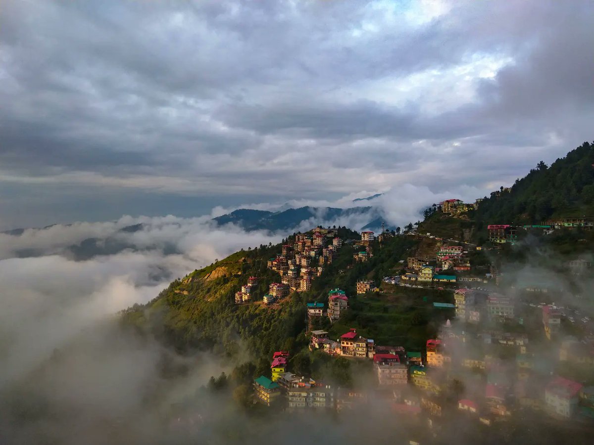 desi_superman_'s tweet photo. Monsoons 🤝🏻 Shimla

#shimla #mountains #Monsoon https://t.co/t6NszaGFNS