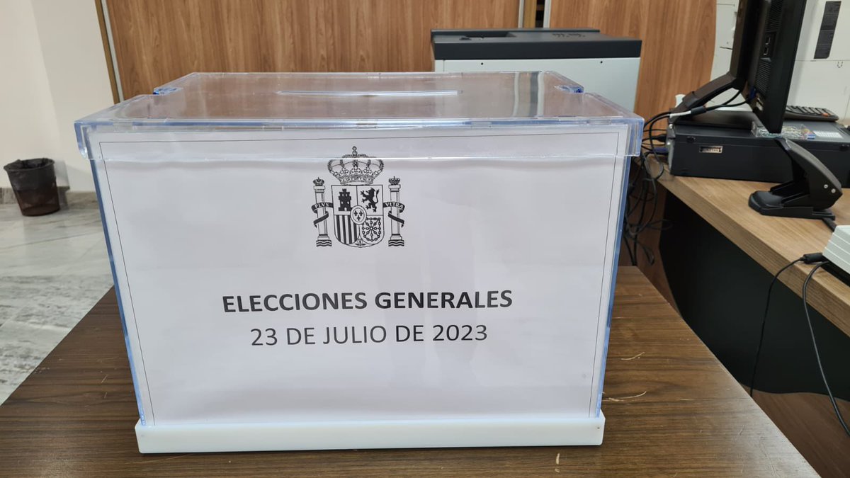 ConEspBahia's tweet image. Se abrieron las 🗳️ #23J. Se recuerda que los españoles residentes en el Nordeste 🇧🇷, inscritos en el censo electoral, podrán votar en urna en nuestra oficina consular en el siguiente horario: sábado y domingo: de 10:00 a 13:00 y lunes a jueves: de 09:00 a 19:00