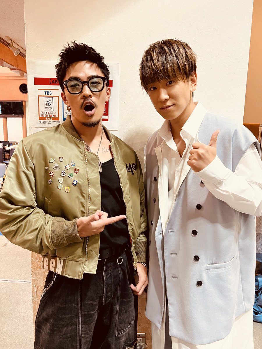 ex24ak's tweet photo. 龍友くんと小山が友達なの意外すぎる！！！ https://t.co/W8yer1Eb2f