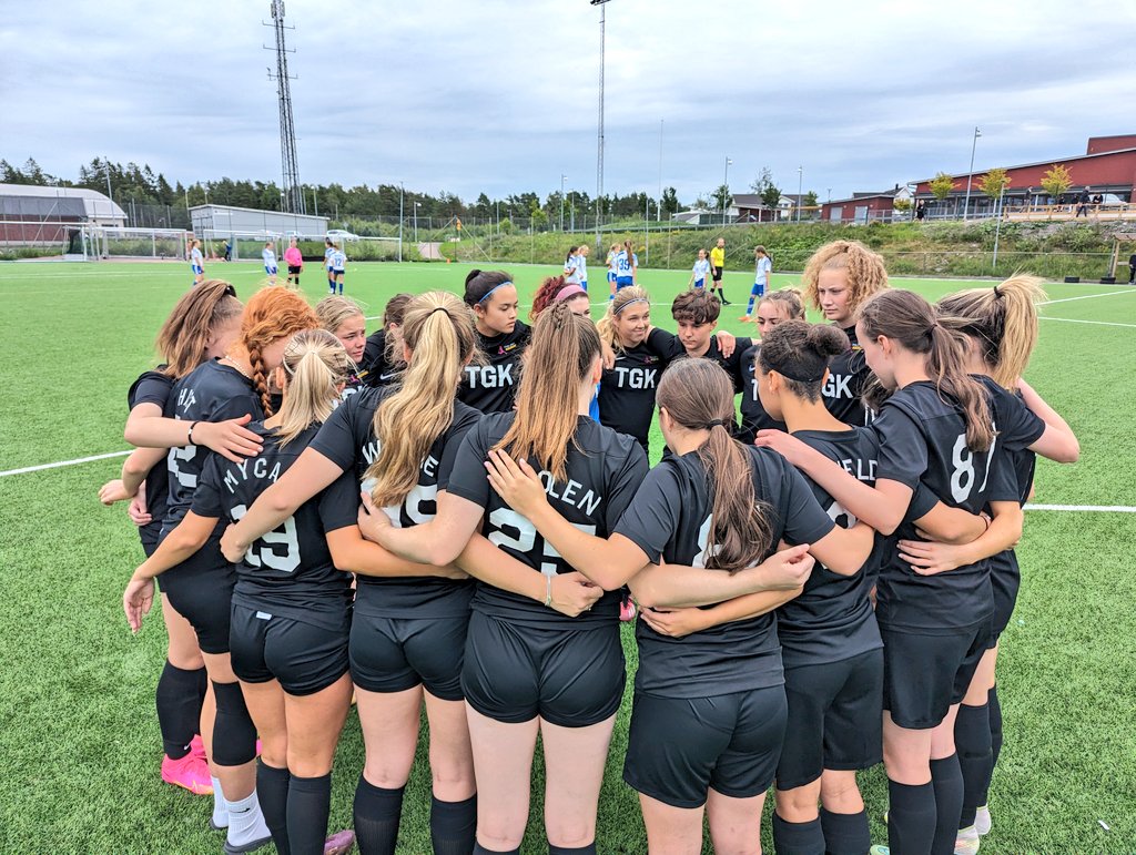 This Girl Kicks tweet media