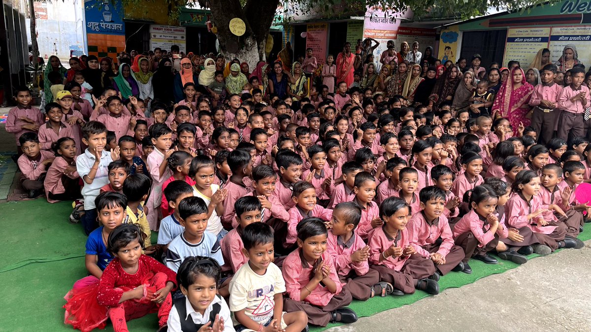 neeta424553's tweet photo. Environmental Awareness campaign and pad distribution drive conducted by Pink Club at P. S. Lakhaura in collaboration with DGATS care foundation &amp; My Padbank.
#period #saveenvironment #UttarPradesh #womenempowerment #pinkclub https://t.co/ql2KNvuhWq