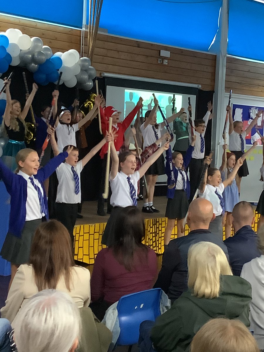 ManorWayPrimary's tweet photo. Class 6 had a fantastic time with all of their leavers events yesterday. They performed brilliantly in their production, received awards in their graduation assembly and enjoyed a night of fun at the sleepover. Well done Class of 2023! ⭐️ #WATagraduate #WATaperformance https://t.co/vpWinVIiqq