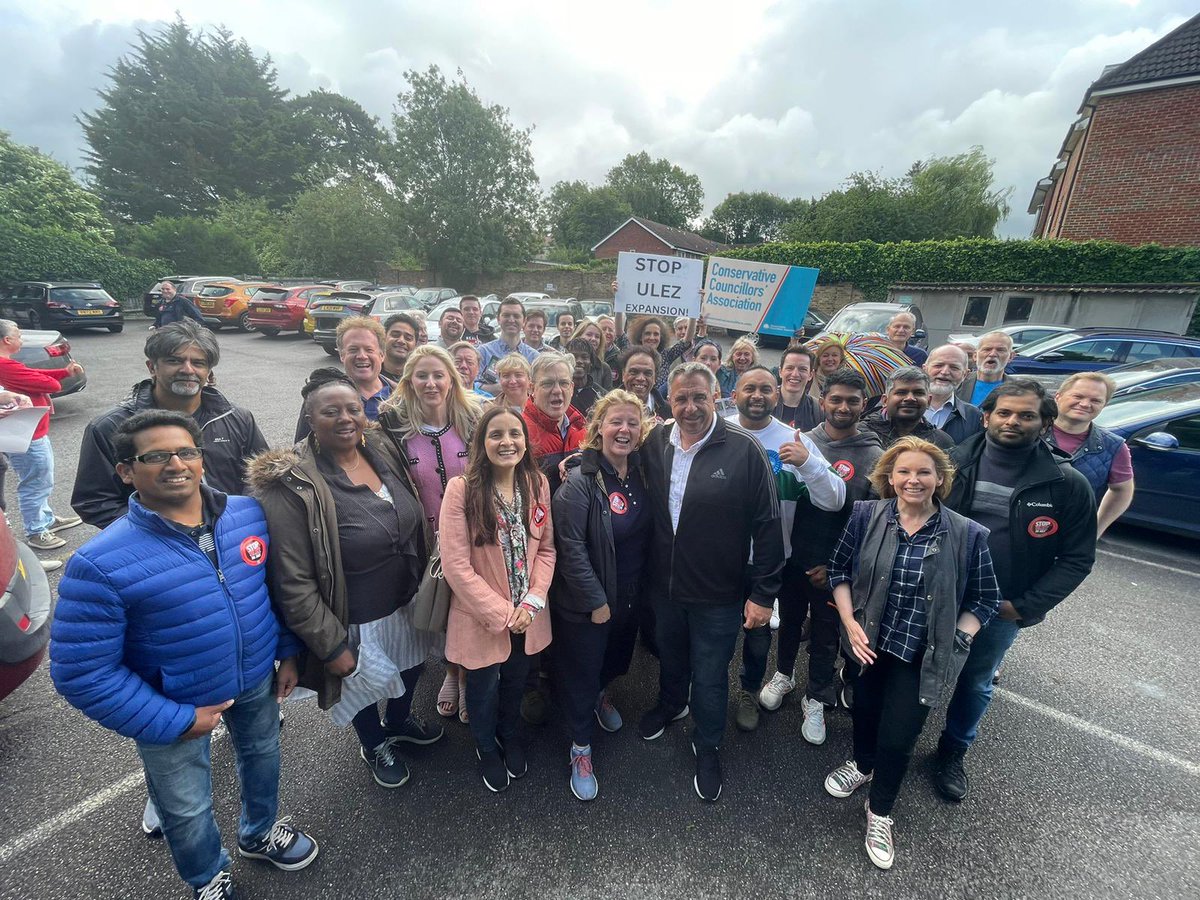 BTConservatives's tweet photo. Great day campaigning for our brilliant Uxbridge &amp; South Ruislip candidate @tuckwell_steve. Good luck and best wishes from everyone at @BTConservatives! https://t.co/joKcwfQHBZ