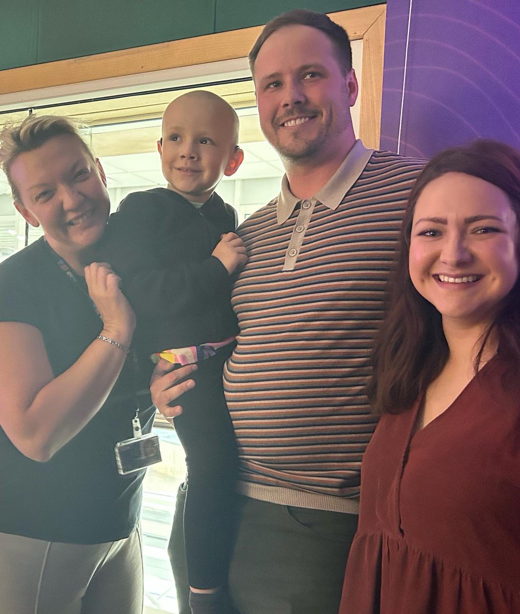 Jude had a little slot on BBC Radio Sheffield this afternoon 📻 ✨

<a href="/becmeas/">Becky Measures</a> thanks for having us!