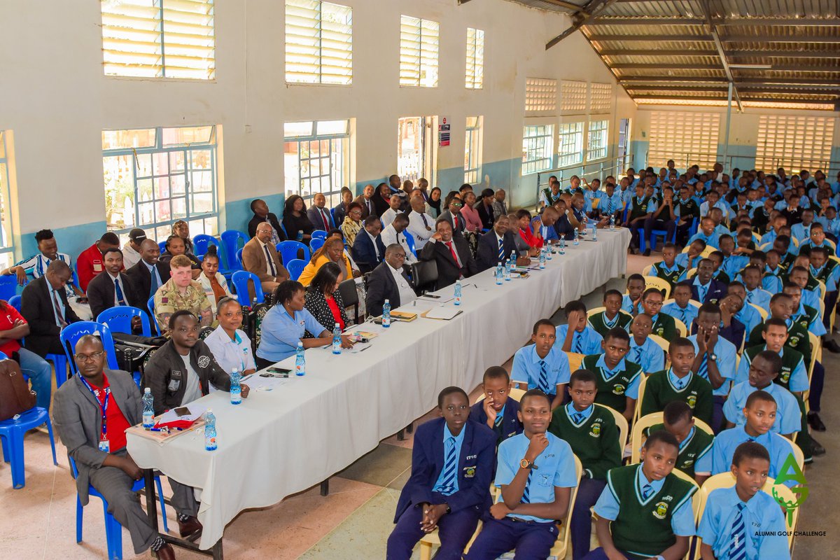 steritours_ke's tweet photo. 2. We are committed to making a positive impact. Partnering with Alumni Challenge has enabled us to promote education and uplift schools. Proud of our team and grateful to Alumni Challenge. Together, we inspire change and support a brighter future for all! #SocialResponsibility https://t.co/XGu5qpC84p