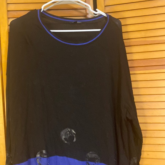 ShellCurvy's tweet photo. So good I had to share! Check out all the items I'm loving on @Poshmarkapp #poshmark #fashion #style #shopmycloset #bamboo #topsplus: https://t.co/1PTmxWOQNG https://t.co/vj55c4bGrx