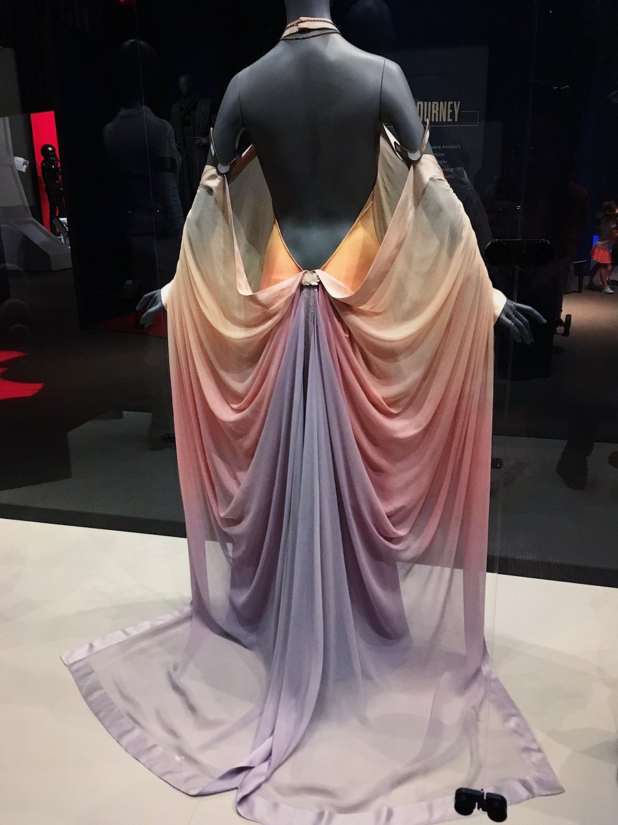 VENETIANVIOLET's tweet photo. backless sunset dress https://t.co/c7hLSug1Vc