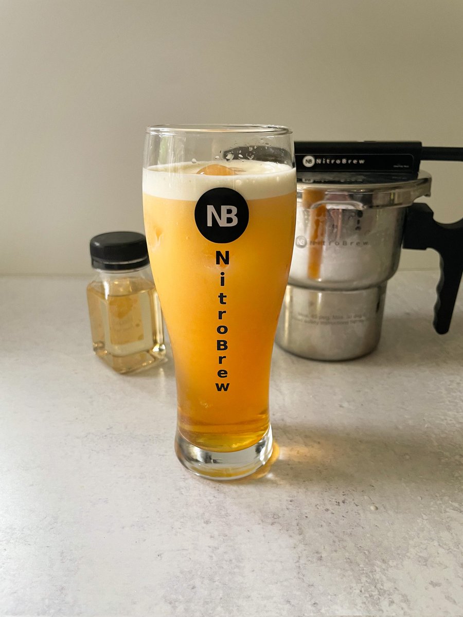 Nitro Cold Brew Peach Tea from the comfort of your home with the NtroBrew home kit ♻️