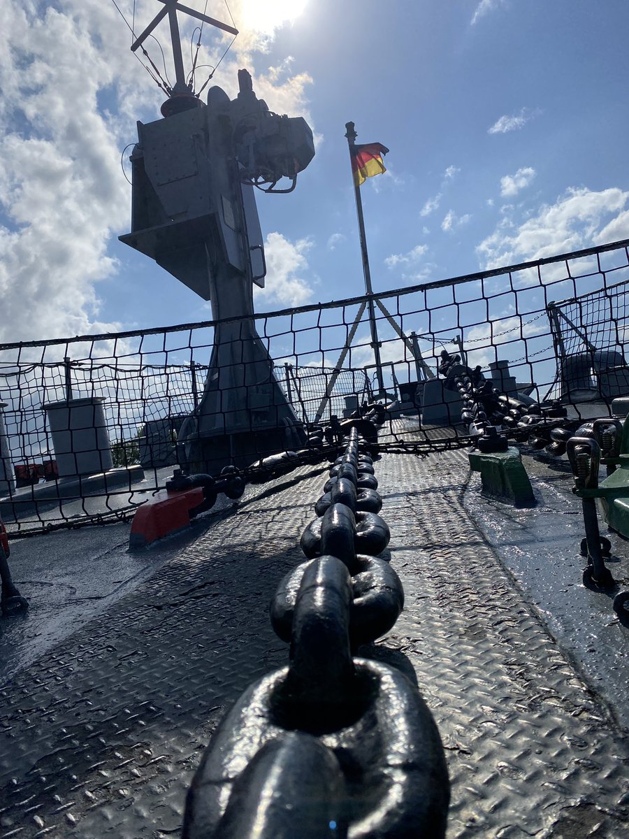 InnerMoonChild's tweet photo. Ferienfahrt für dieses Jahr hinter mich gebracht. Besonders gefallen hat mir wider Erwarten das Marinemuseum in Wilhelmshaven. Dazu war die Gesellschaft aber auch einfach richtig und schön 🥰 https://t.co/1Wq2j4HGJ0