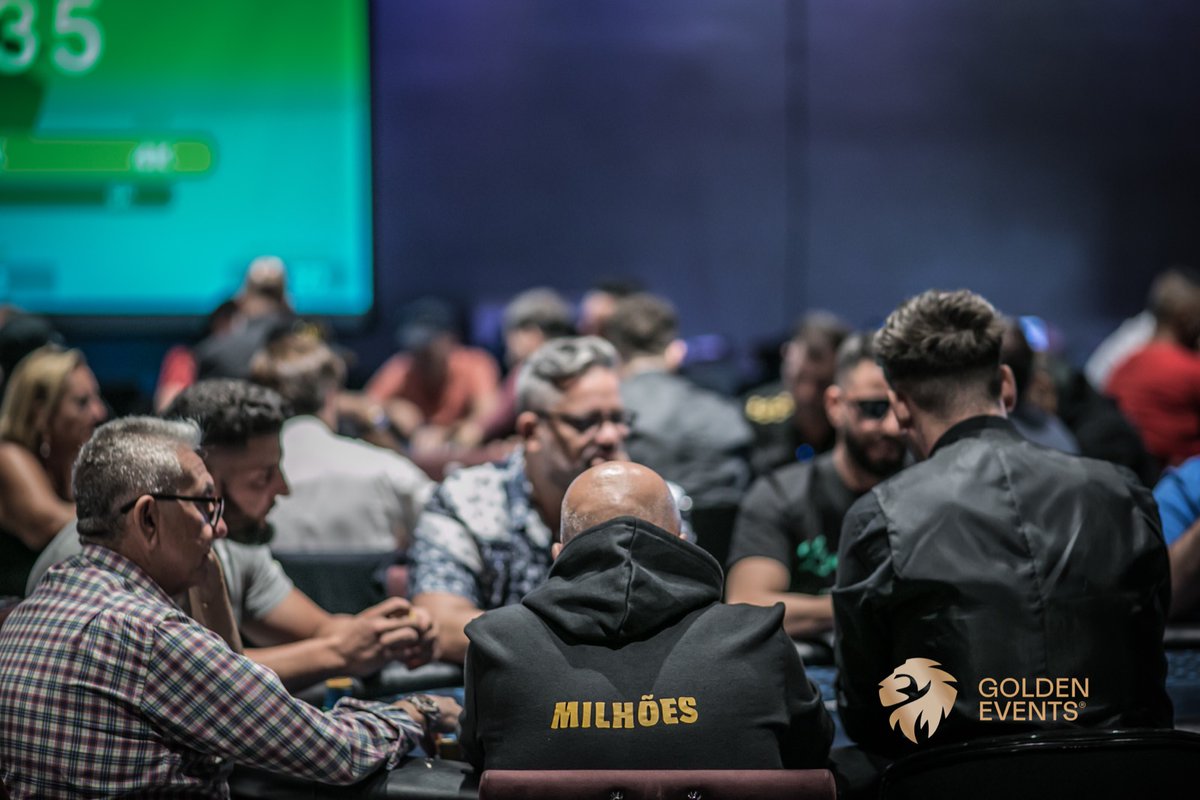 goldengamesint's tweet image. 🔐¡Registro cerrado en el  Main Event!

1A 7⃣6⃣ 
1B 1️⃣2️⃣2️⃣
1C 2️⃣7️⃣
2   4️⃣1️⃣

Total 2⃣6⃣6⃣ registros.
En juego el día 2, 9⃣0⃣ left 

@CasinoAdmiralSV
#sevilla #goldenevents