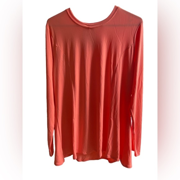 So good I had to share! Check out all the items I'm loving on <a href="/Poshmarkapp/">Poshmark</a> #poshmark #fashion #style #shopmycloset #nfl #zenanaoutfitters: posh.mk/ujLqnhdlsBb