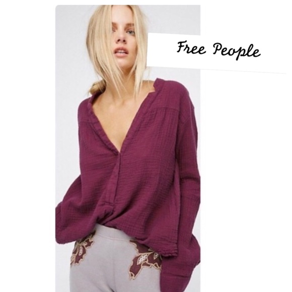 SavyT_'s tweet photo. So good I had to share! Check out all the items I'm loving on @Poshmarkapp #poshmark #fashion #style #shopmycloset #jslides #freepeople #michaelkors: https://t.co/PShbh4OxeU https://t.co/nyz2RsDZrC