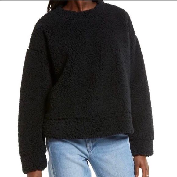 AmyFull44062079's tweet photo. So good I had to share! Check out all the items I'm loving on @Poshmarkapp #poshmark #fashion #style #shopmycloset #athleta #threadsupply: https://t.co/pg6iLzyiX9 https://t.co/9zW5NVhsRb