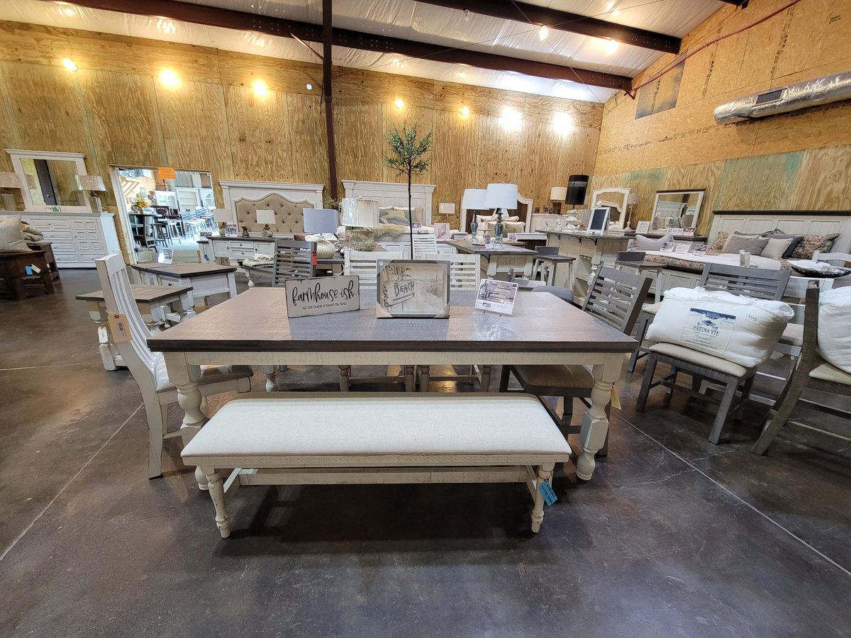 rusticbarninc's tweet photo. Round, Rectangle, Square??  What's your preference?  We have it all!  Drop by The Rustic Barn in Dothan, AL, Thurs-Sat from 10 to 5 and check them out!  See you soon! https://t.co/GVoVi32d0N #diningtables #table #dining #rusticbarn https://t.co/Jni4eD0P7z