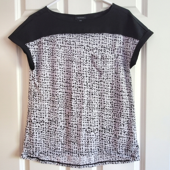 WinterRose7669's tweet photo. So good I had to share! Check out all the items I'm loving on @Poshmarkapp #poshmark #fashion #style #shopmycloset #lululemonathletica #calvinklein: https://t.co/6DafCPZTbH https://t.co/fpVMTYyEIy